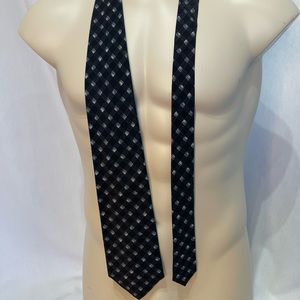🇮🇹Hugo Boss! Gorgeous silk tie!